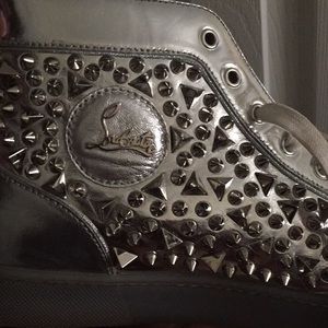 Meet your Posher, Monique